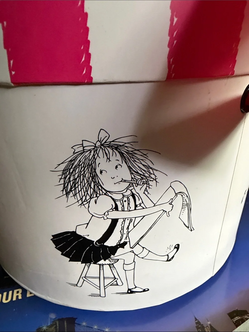 Eloise At The Plaza Round Hat Box - Pink & White